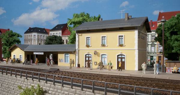 lagerxSTATION PLOTTENSTEIN, AUHAGEN