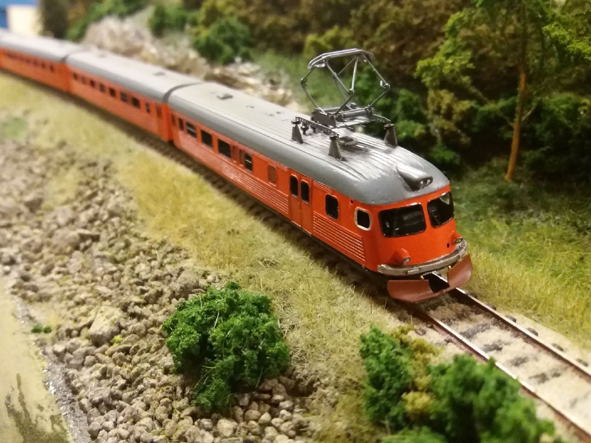 001-5643