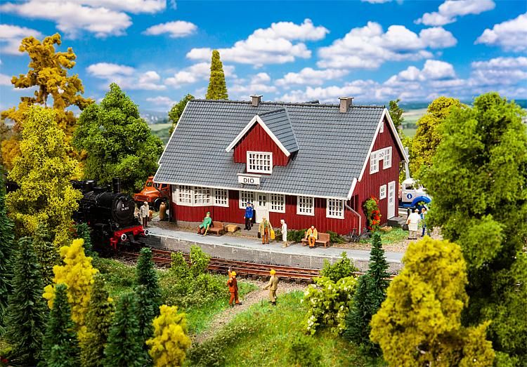 lagerSvensk station Diö, Faller
