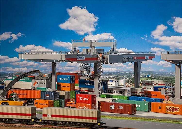 lagerContainerterminal DUSS, Faller