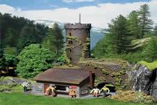 lagerxSLOTTS RUIN MED KIOSK, Faller