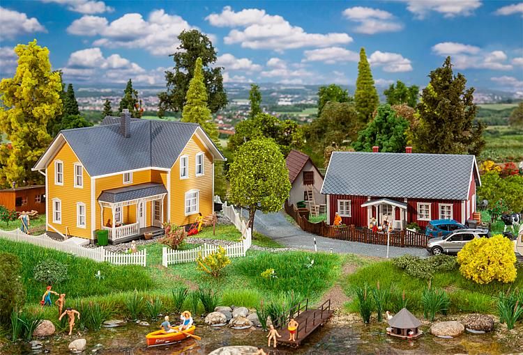 lagerTvå svenska hus 1/87, Faller