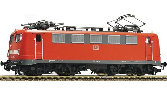 lagerADSE-Lok BR 141 verkehrsrot., Fleischmann