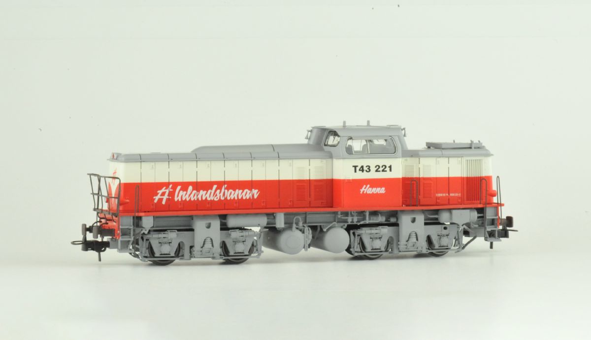 T43-B221