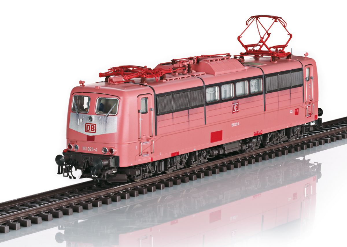 lagerBDWISE-Lok BR 151 DB, Märklin